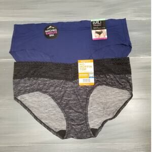 2 Pair of Hipster Underwear Panties 1 Bali and 1 Warners‎ XL/8
